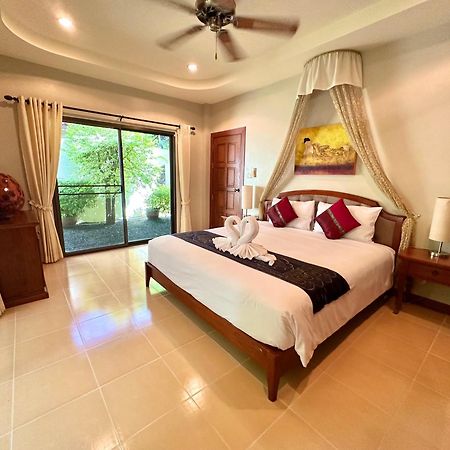 Coconut Paradise Holiday Villas Пхукет Екстер'єр фото