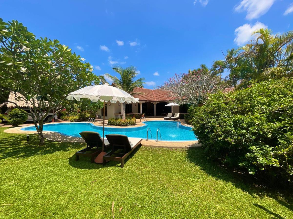 Coconut Paradise Holiday Villas Пхукет Екстер'єр фото