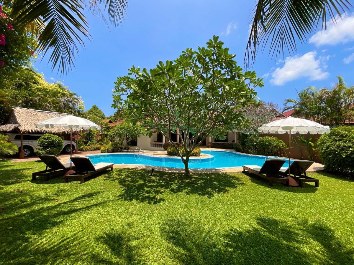 Coconut Paradise Holiday Villas Пхукет Екстер'єр фото