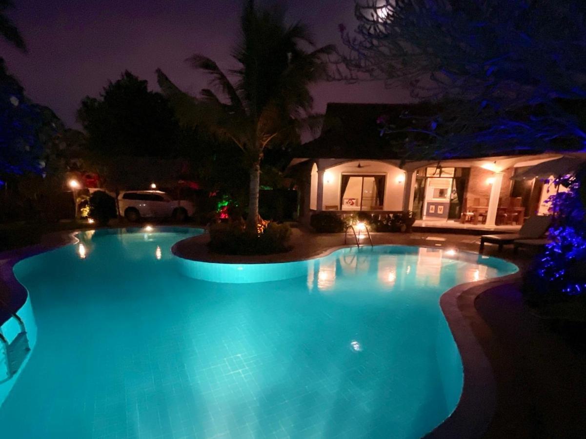 Coconut Paradise Holiday Villas Пхукет Екстер'єр фото