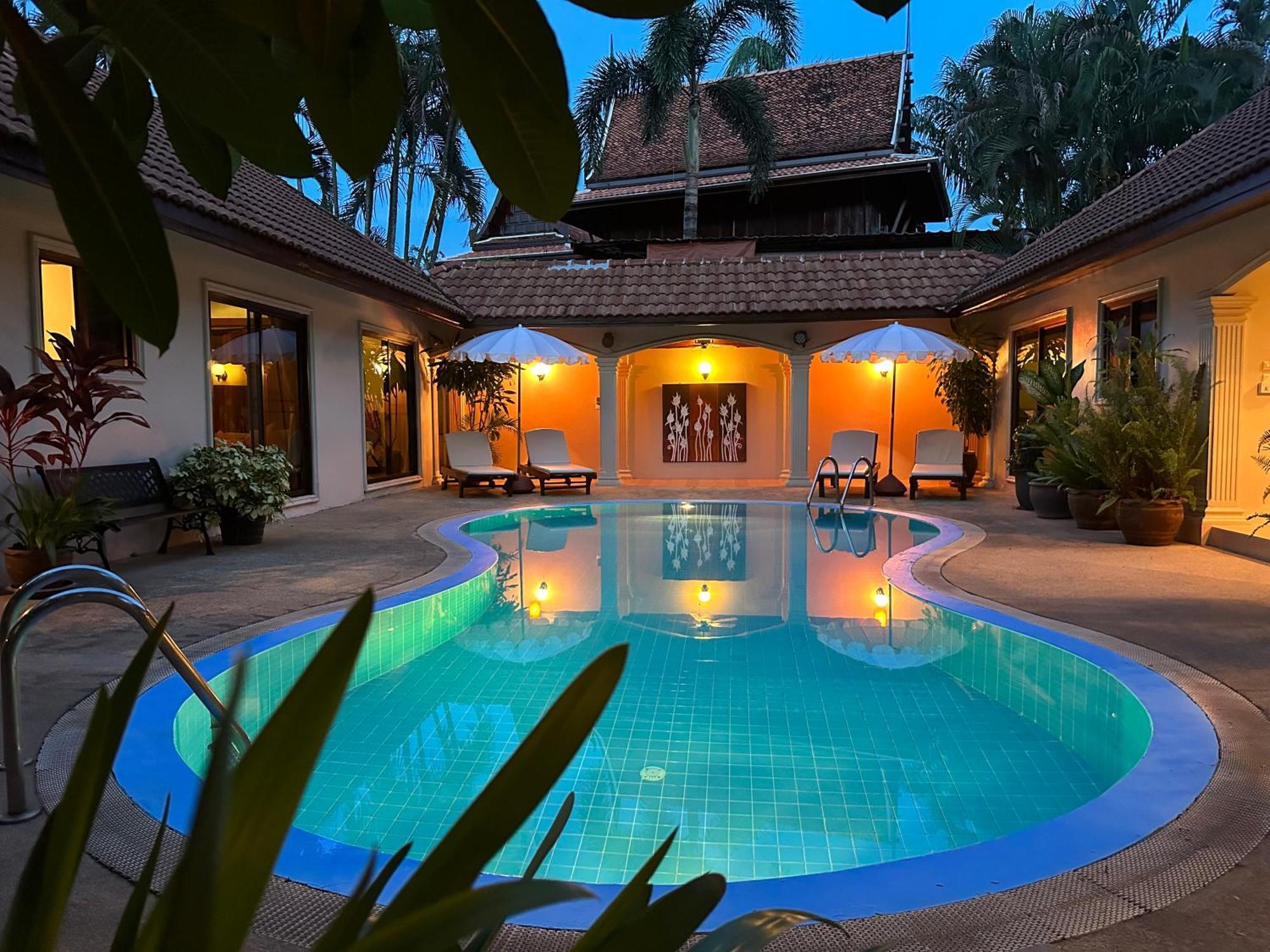 Coconut Paradise Holiday Villas Пхукет Екстер'єр фото