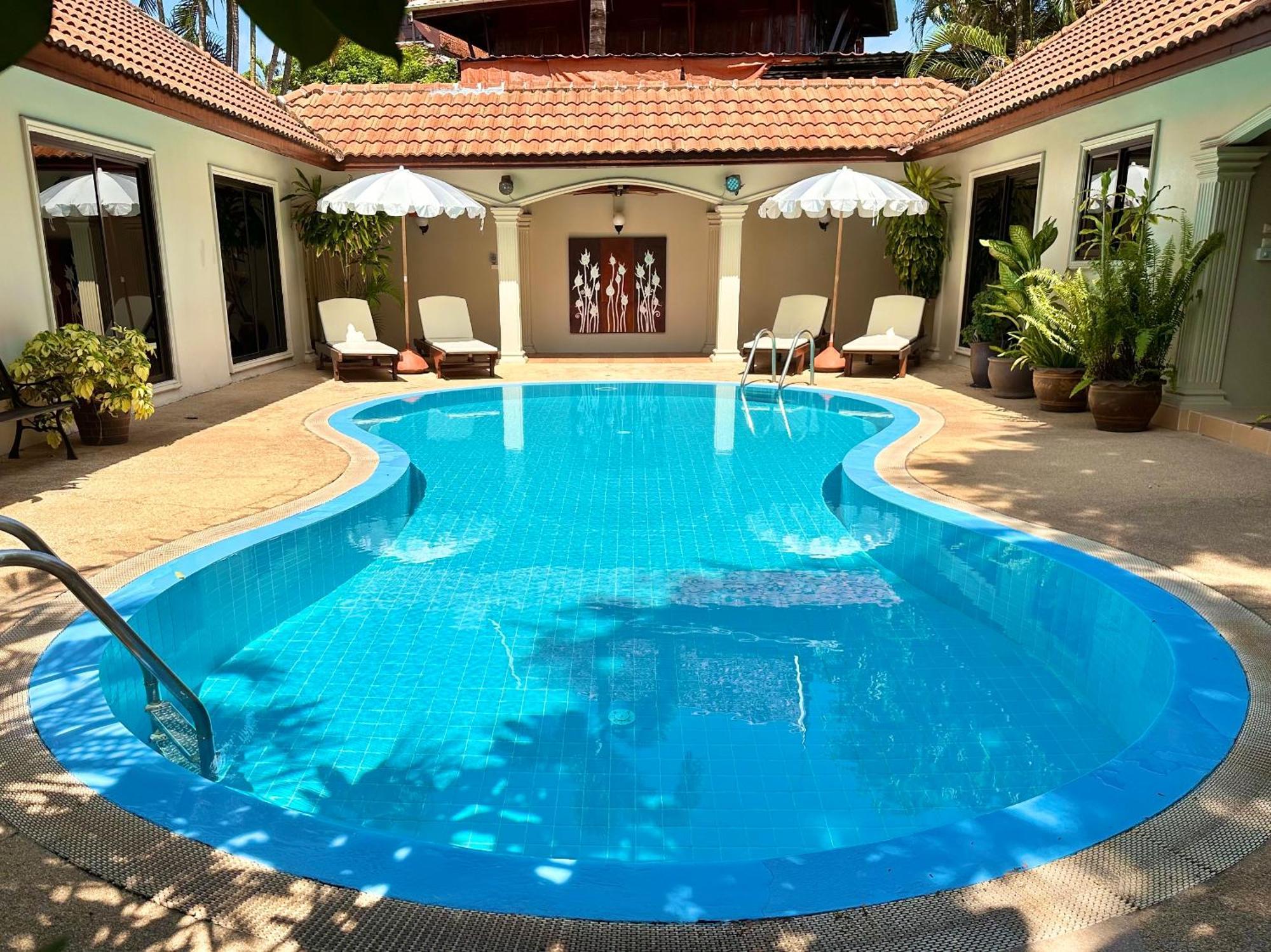 Coconut Paradise Holiday Villas Пхукет Екстер'єр фото