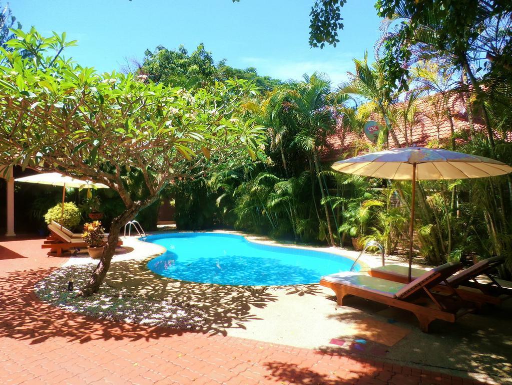 Coconut Paradise Holiday Villas Пхукет Номер фото